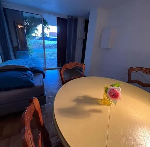 Appartement Triplex T4 83m2 Vue Avec Le Patio Et L'arrivée Autonome