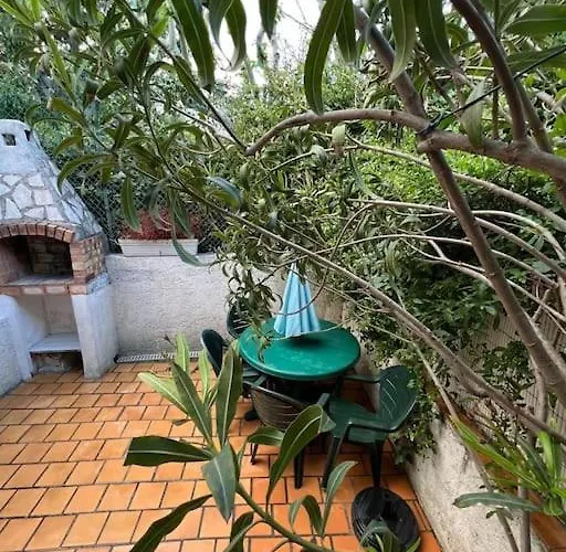 Appartement Triplex T4 83m2 Vue Avec Le Patio Et L'arrivée Autonome Bandol
